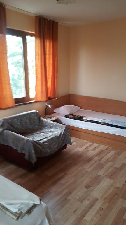 Nelly Guest House Sozopol Exterior photo
